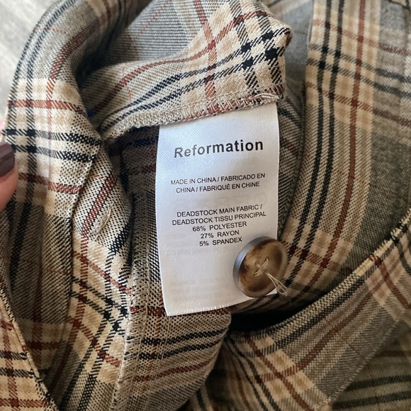 Reformation Franklin Pant in Beige Red Tartan - Picture 9 of 16